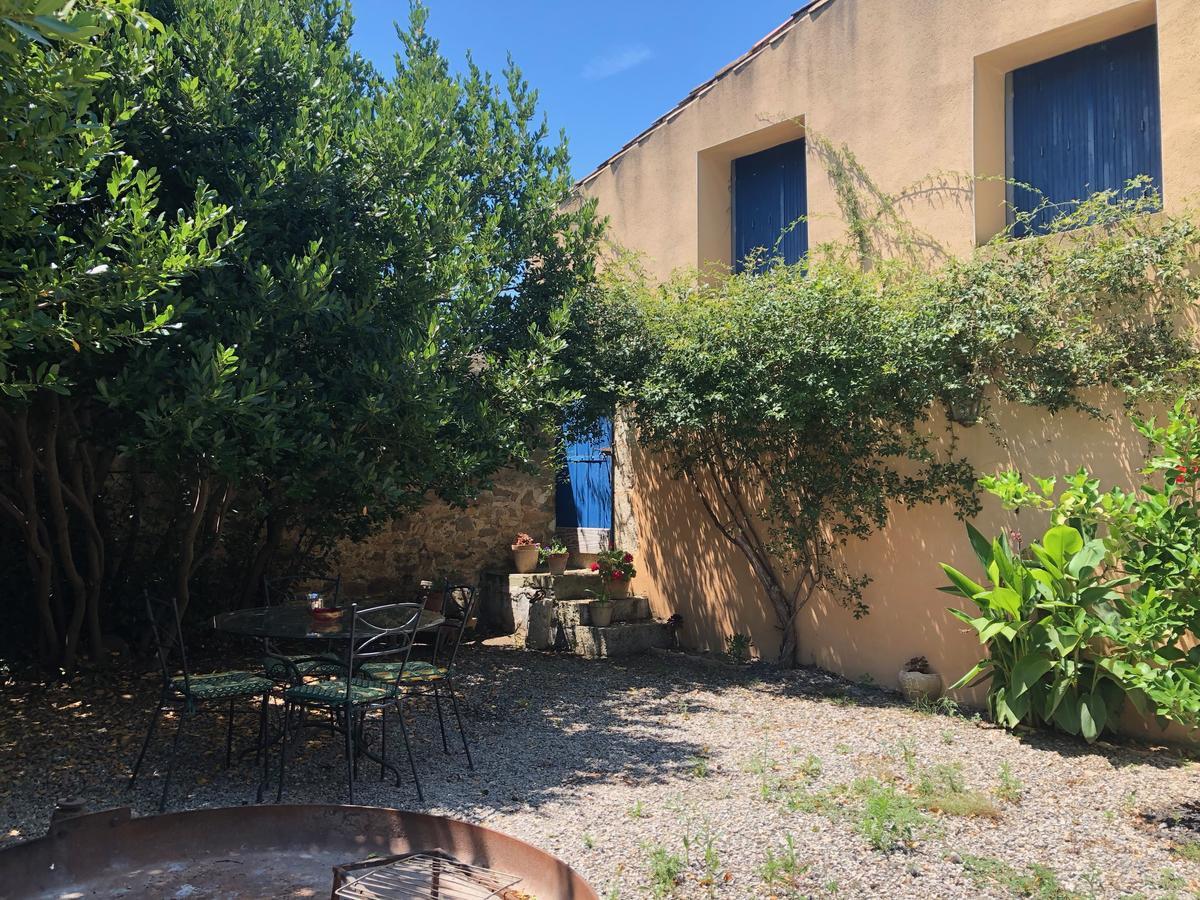 Montagne D'Alaric Apartment Moux Exterior photo